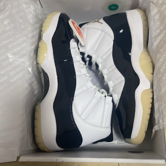 Air Jordan 11 retro - Picture 4 of 7